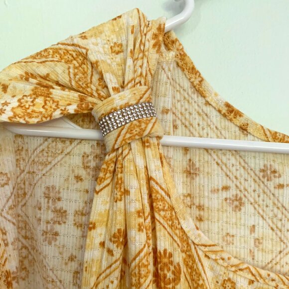 New Without Tags Women's Summer Top S/L - Picture 4 of 15